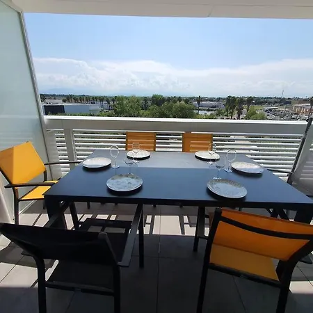 Bleu Odysee 2 Chambres, Terrasse, Equipe Climatisation, Place De Parking A Disposition