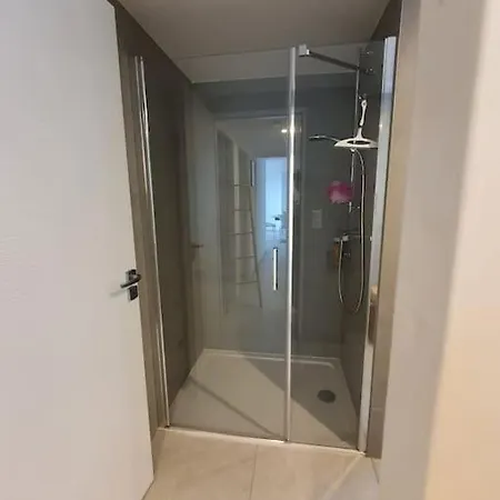 Apartment Bleu Odysee 2 Chambres, Terrasse, Equipe Climatisation, Place De Parking A Disposition