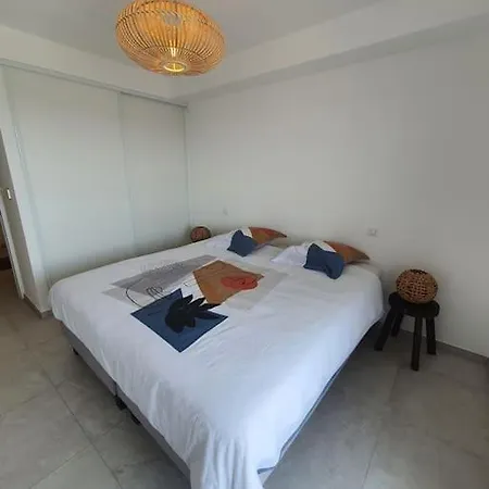 Bleu Odysee 2 Chambres, Terrasse, Equipe Climatisation, Place De Parking A Disposition *